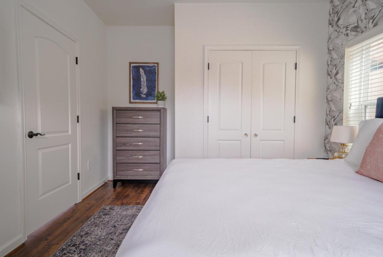 Unit 1 - Spacious & Renovated Apt Home In The City'S Action Houston Exterior foto